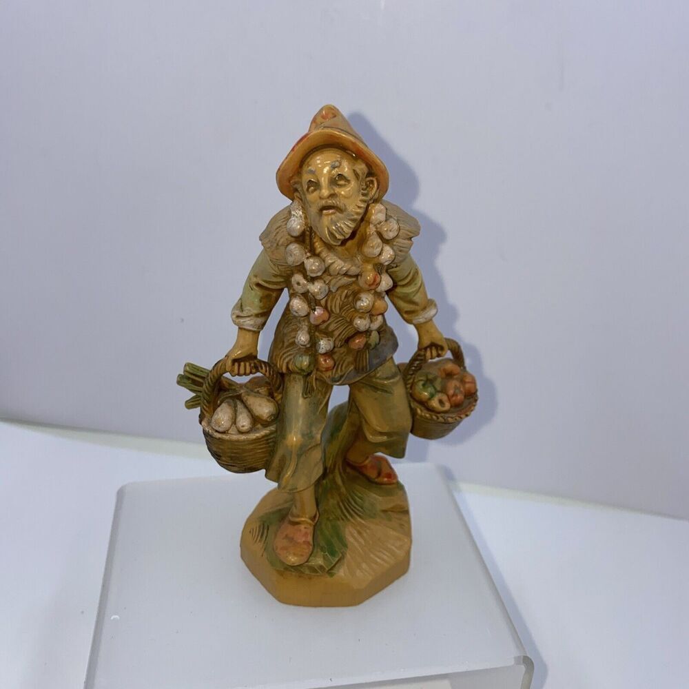 1987 Fontanini navitiy figurine Nathan Fruit Vegetable Farmer